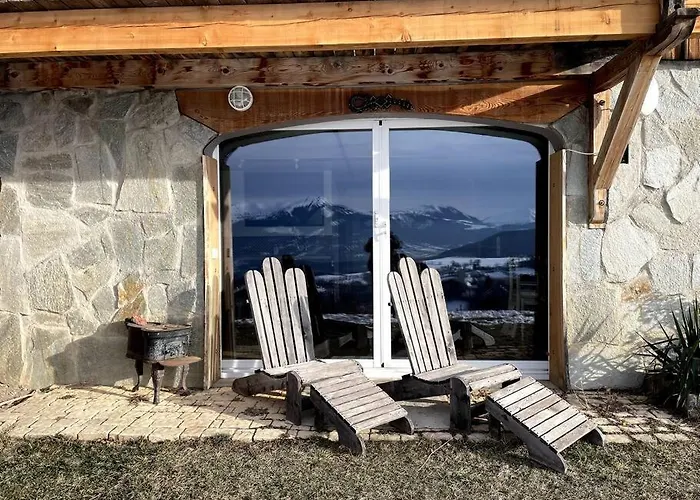 Le Petit Sapin Bleu Montclar (Alpes-de-Haute-Provence)